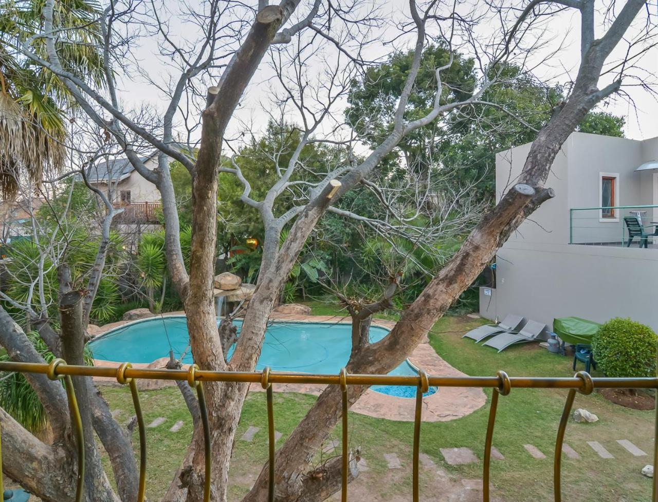 Moonflower Cottages Johannesburg Exterior photo