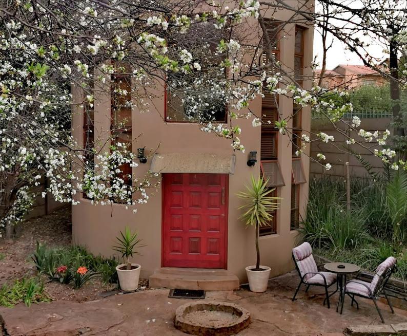 Moonflower Cottages Johannesburg Exterior photo