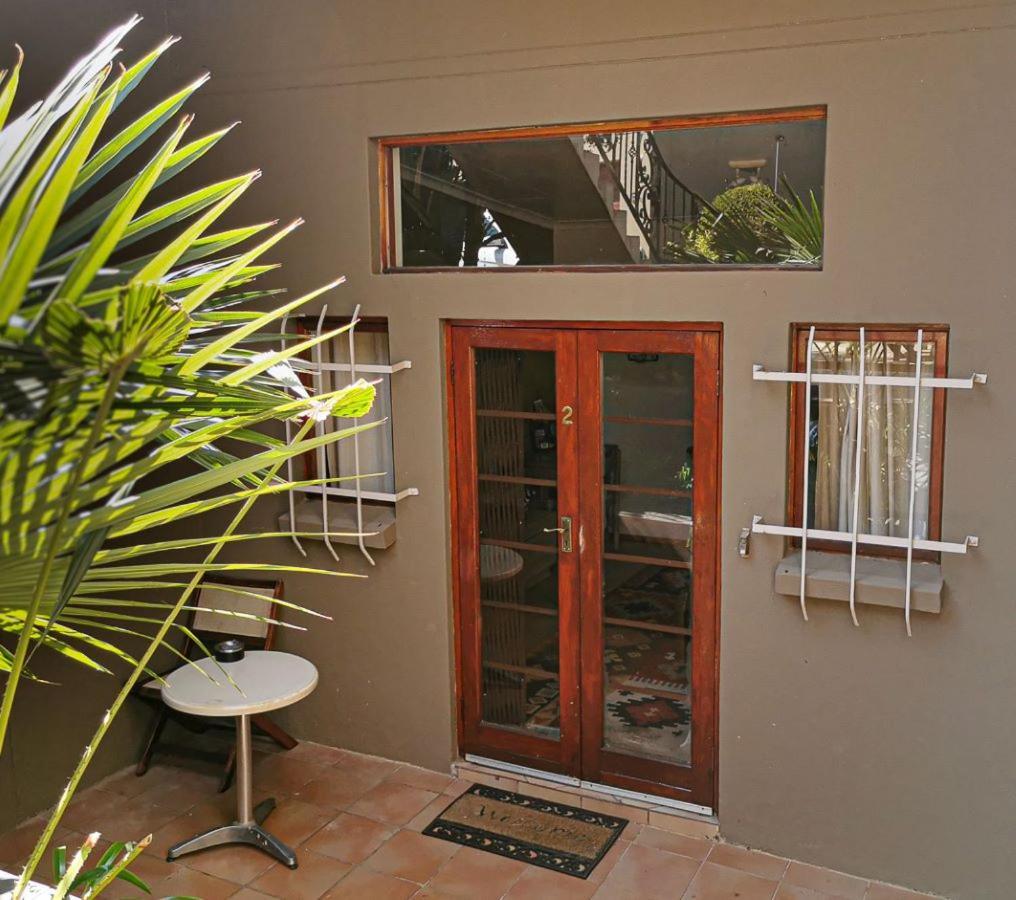 Moonflower Cottages Johannesburg Exterior photo