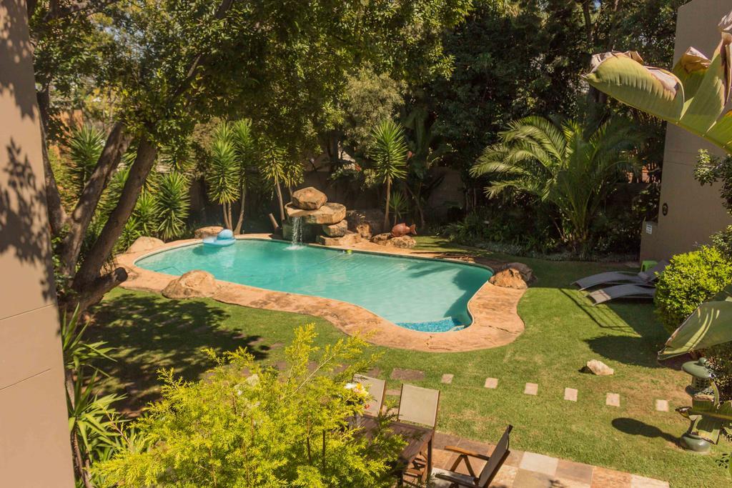 Moonflower Cottages Johannesburg Exterior photo
