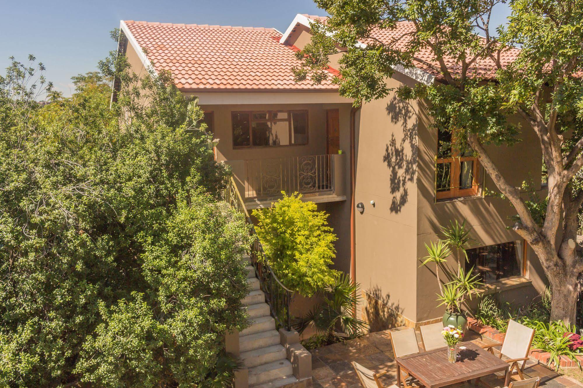 Moonflower Cottages Johannesburg Exterior photo